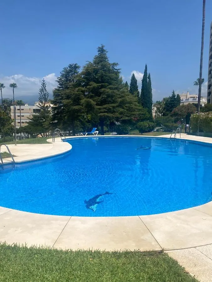 Luxury Golden Sunset Apartment Aloha Puerto Banus Marbella